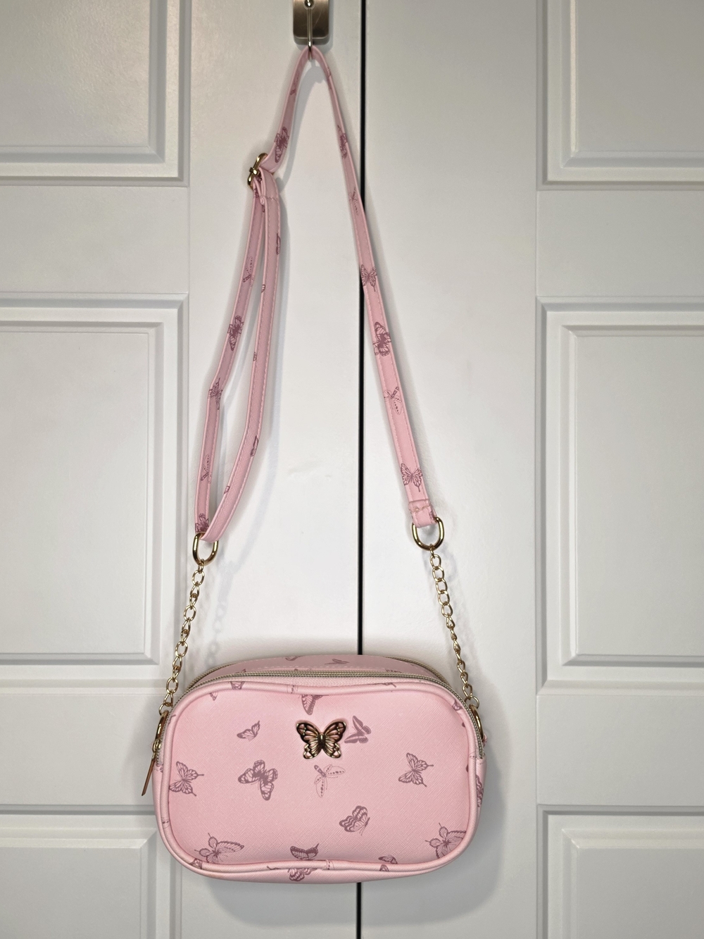 Girl's Pink Butterfly Crossbody Bag - Picture 2 of 8